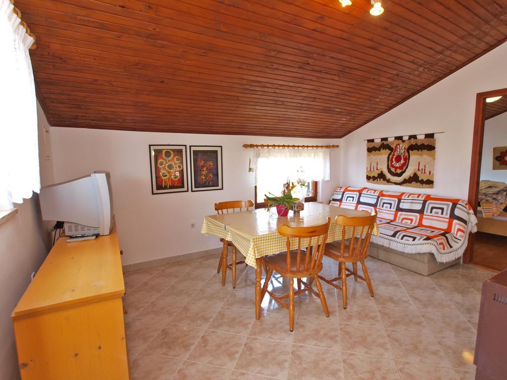 Apartment Vrcevan 895 Medulin Exterior photo